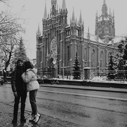 Фотопрогулка по Красной Пресне: архитектурные контрасты Москвы