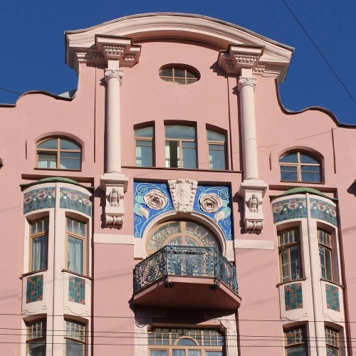 Самые необычные дома Петербурга