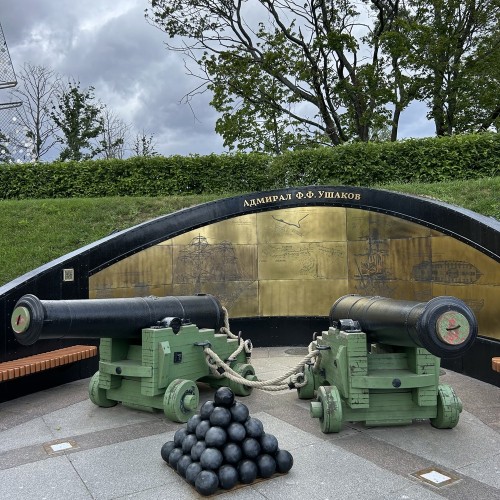 Кронштадт: от петровских фортов до атомной подводной лодки