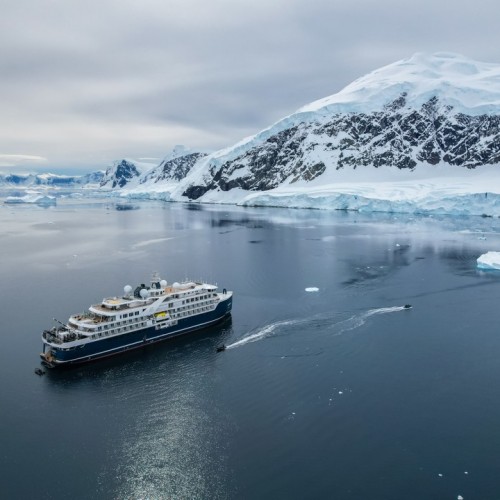 VIP-круиз с экспертами и музыкантами от Камчатки до Чукотки (всё включено)