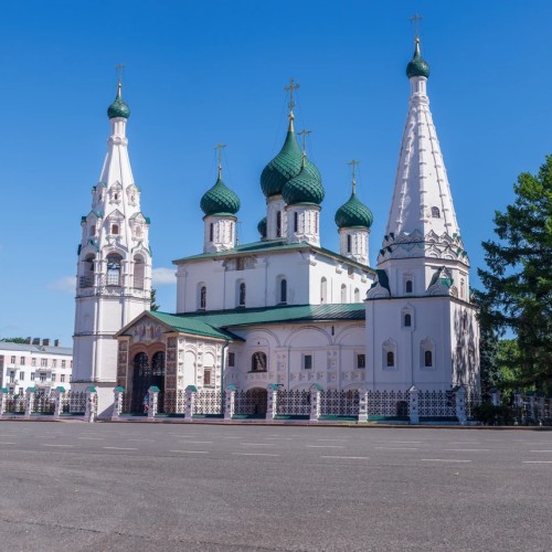 По Ярославлю — в наушниках! Иммерсивная обзорная прогулка