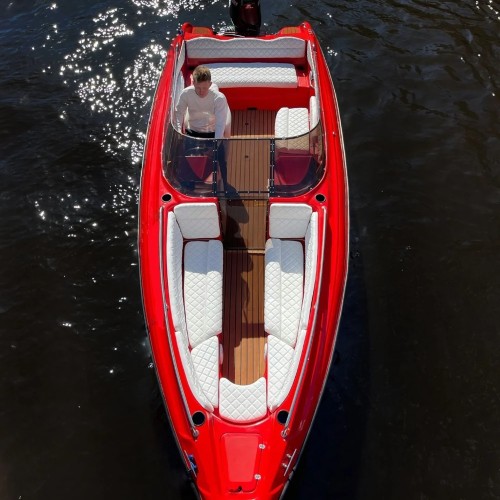 Развод мостов — на катере