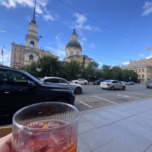 Мастер-класс по приготовлению коктейлей в закрытом баре Петербурга