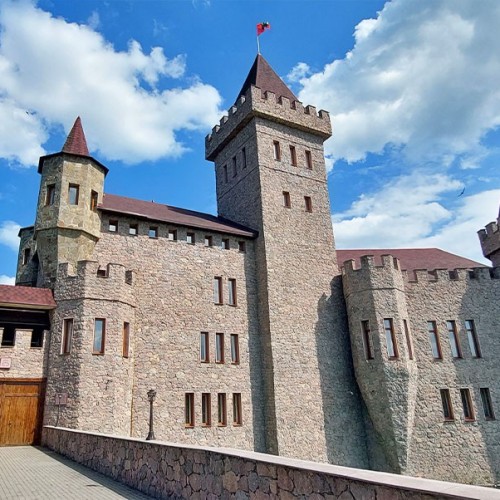 Нетипичное Приэльбрусье: треккинг налегке к 4 высокогорным озёрам с проживанием в гостинице