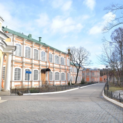 Александро-Невская лавра и Смольный собор — архитектурные жемчужины Петербурга (в мини-группе)