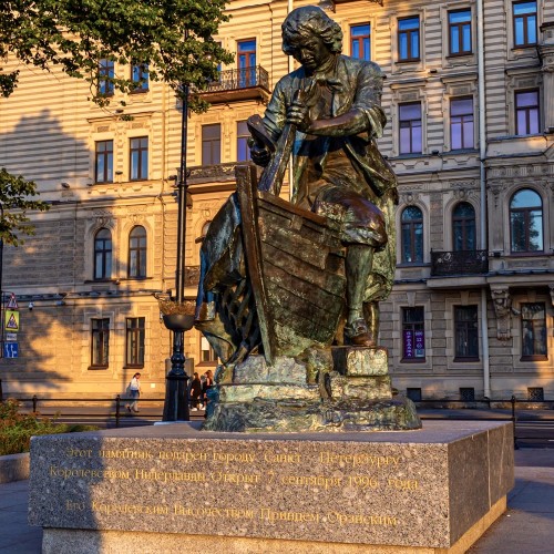 Истории парадных площадей + Исаакиевский собор с подъёмом на колоннаду