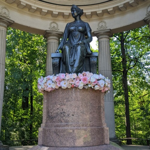 Детская экскурсия по Павловскому парку «Обитель муз»