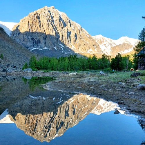 К ледникам: треккинг налегке в ущелье Актру с проживанием на турбазе