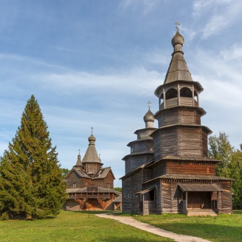 Вдоль железных дорог на встречу с историей: на круизном поезде в Новгородскую и Псковскую области