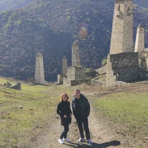 Горы, архитектура и кавказская кухня: главные жемчужины Ингушетии, Осетии и Чечни