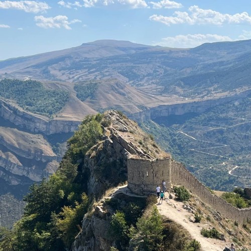 Золото Дагестана: Сулакский каньон, Дербент и Махачкала, аулы Гамсутль и Гуниб