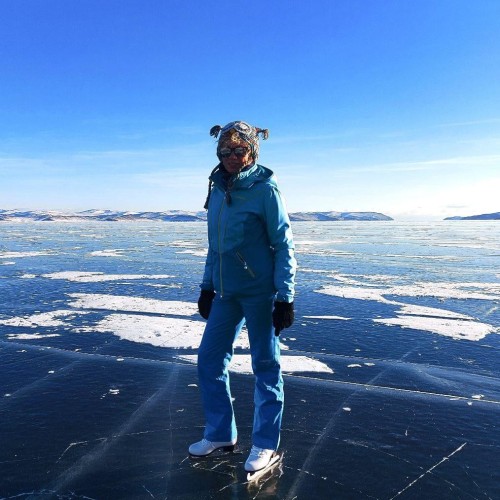 Активный тур на зимний Байкал: катание на снегоходе, хивусе и коньках и подлёдная рыбалка