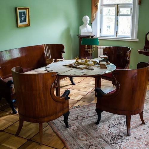 Путешествие в Пушкин — город муз