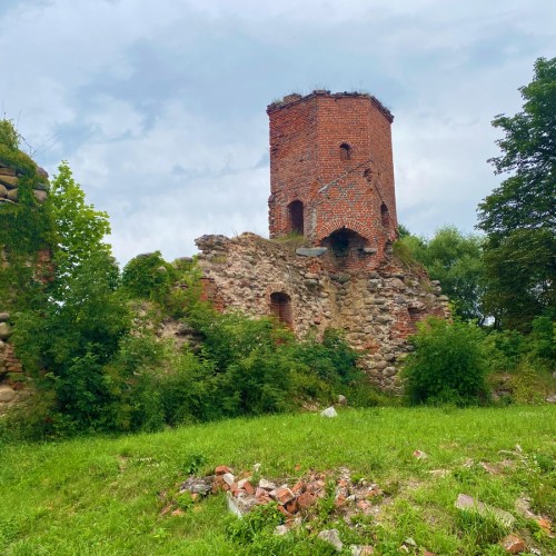 Портал в Средневековье: Правдинск, Гусев и Черняховск, Роминтенская пуща и Выштинецкое озеро