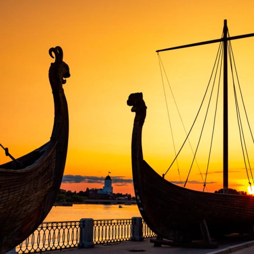 Выборг: замок, гранит и ветер с Финского залива