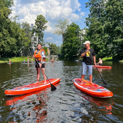 На сапах — по Каменному острову