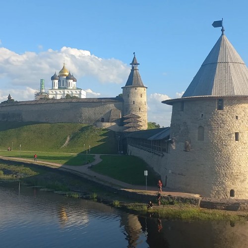 Экскурсия по Псковскому Крому в мини-группе