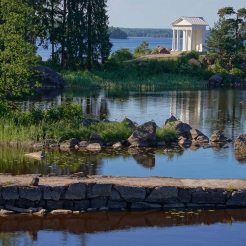 Тайны Выборга и романтика Монрепо: архитектура, история, природа