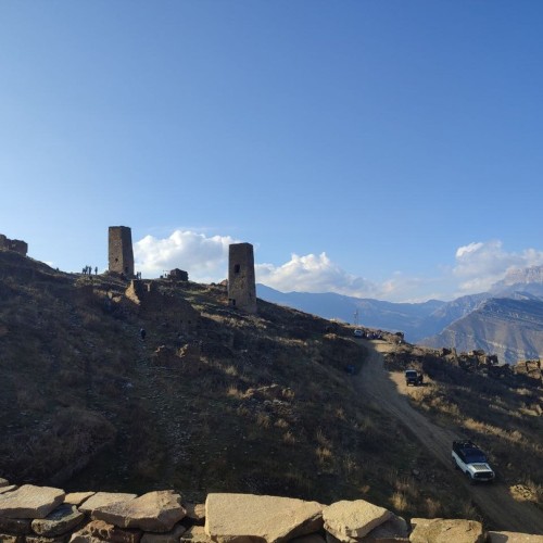 В объятиях гор Дагестана: красивые места, старинные башни и атмосферные аулы