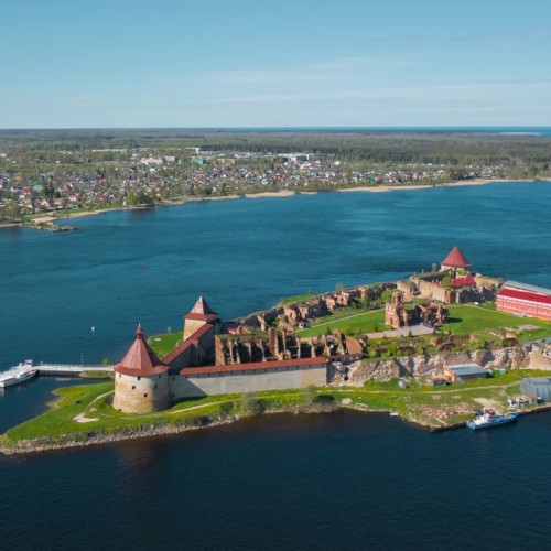 В крепость Орешек — на автомобиле