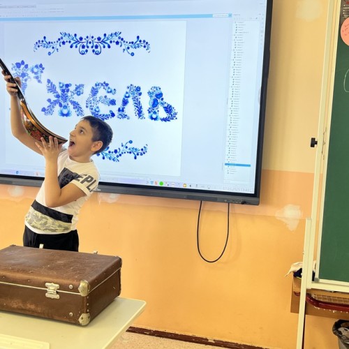 Народные промыслы своими руками: декупаж в стиле гжель или хохлома
