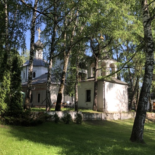 Дорога в Лавру: оздоровительная прогулка от Московского Кремля до границы города