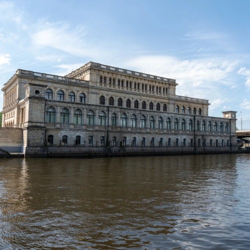 «Семь мостов Кенисберга»: прогулка на катере