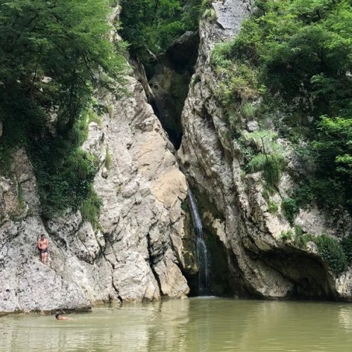 Поездка к Агурским водопадам и на гору Ахун