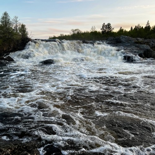 Кольский фьорд и великолепие водопадов