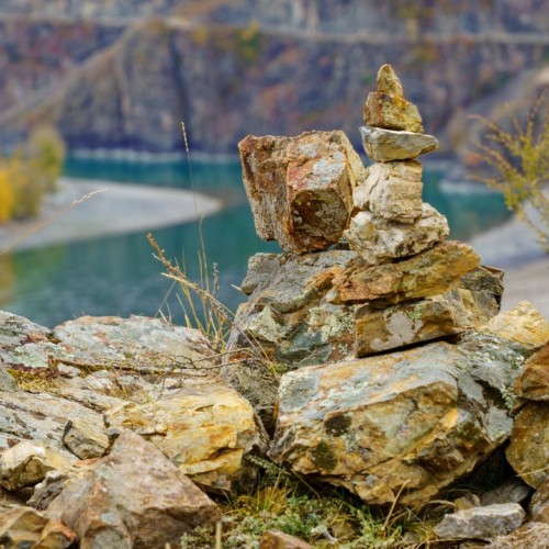 Отпуск на Алтае в мини-группе: релакс в глэмпинге, дегустация на пасеке и лёгкий экстрим