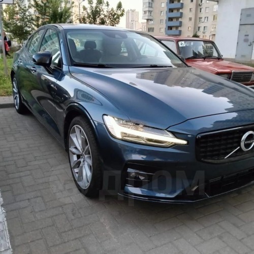 «Знакомьтесь — это Москва!»: обзорная автомобильная экскурсия