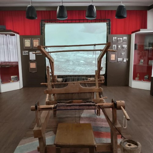 Из Горно-Алтайска — в посёлки Сростки и Верх-Обский