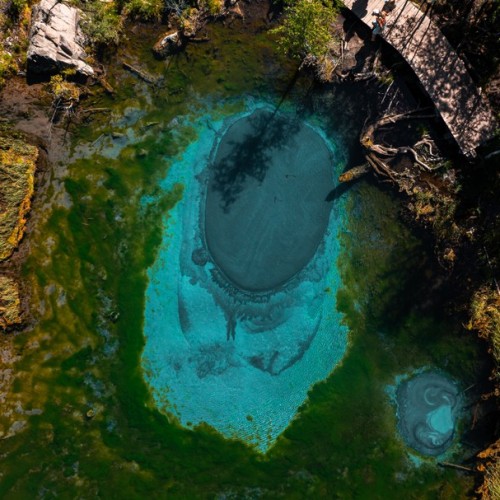 Цветущий май — пора на Алтай: Марс и перевалы, водопад Куркуре, Гейзерное озеро и загадочные курганы