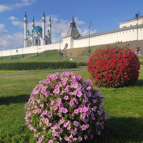 Прошлое и настоящее Казани (на вашем авто)