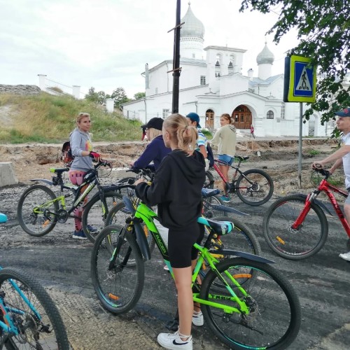 Псков на велосипеде: велоэкскурсия вокруг крепости