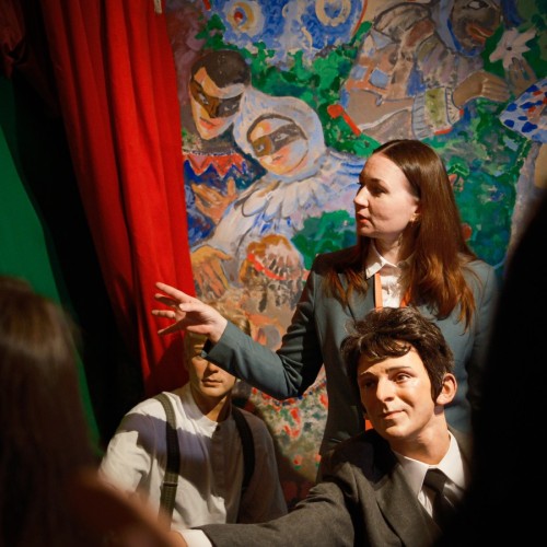 По инсталляции «Авторский стиль» в Петербурге — в мир учёных и творцов