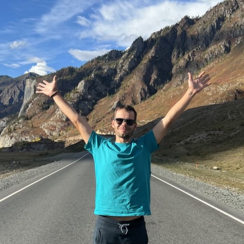 Я шагаю по Алтаю: лёгкий треккинг в горах, главные места и погружение в культуру