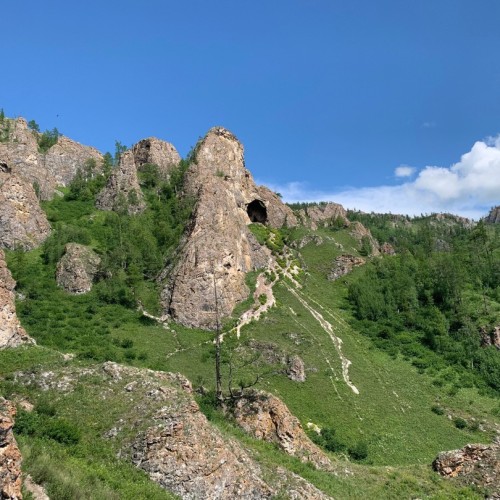 Природные чудеса Хакасии: урочище Сундуки, Ивановские озёра, Каменный лес и Долина царей