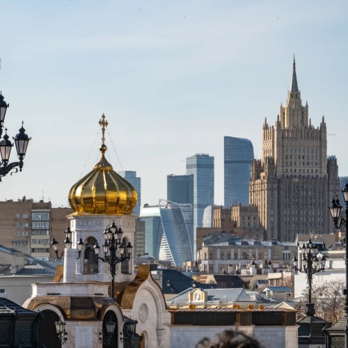 Фотопрогулка «П&П (полезное с приятным) на Патриаршем мосту Москвы»