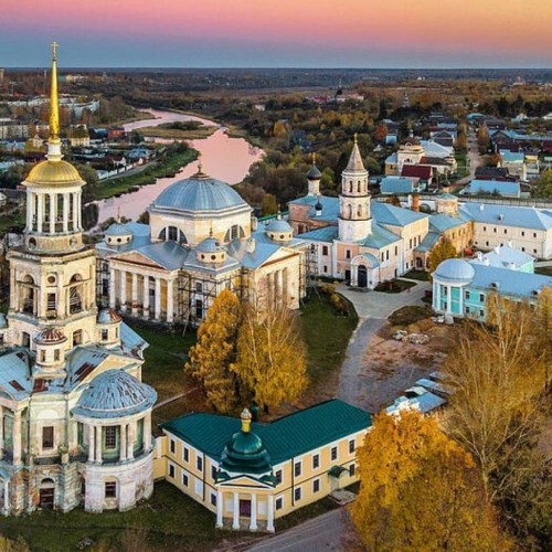 По славным городам Тверской области из Санкт-Петербурга
