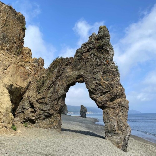 Знакомство с Сахалином в мини-группе: Тихая бухта, мыс Великан и побережье Охотского моря