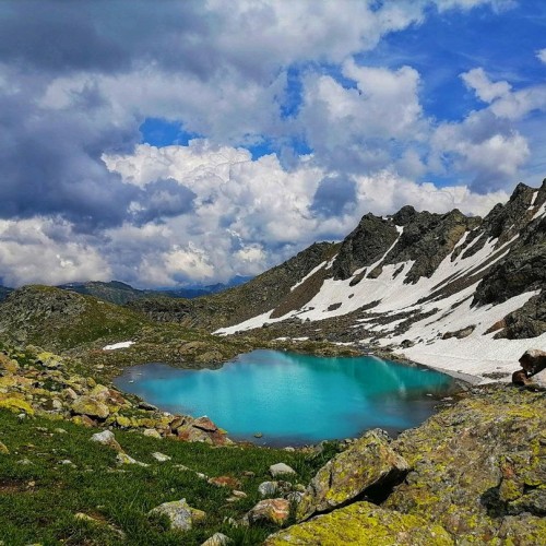 В горы — от суеты и забот: треккинг в Архызе без рюкзаков