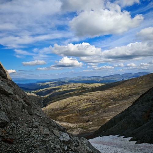 Треккинг в Хибинах без рюкзаков: экспресс-перезагрузка