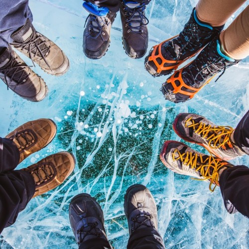 Активный тур на зимний Байкал: катание на снегоходе, хивусе и коньках и подлёдная рыбалка