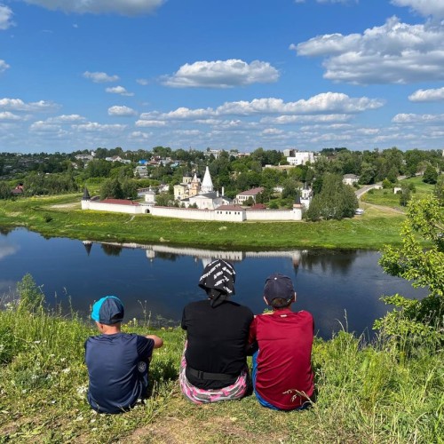 Течёт река Волга: лёгкий сплав на байдарках (всё включено)