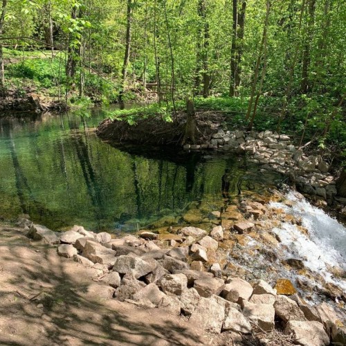 Из Казани — к лесам, водопадам и карстовым провалам