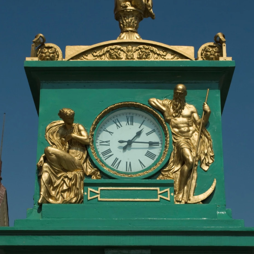 Вокруг Казанского собора