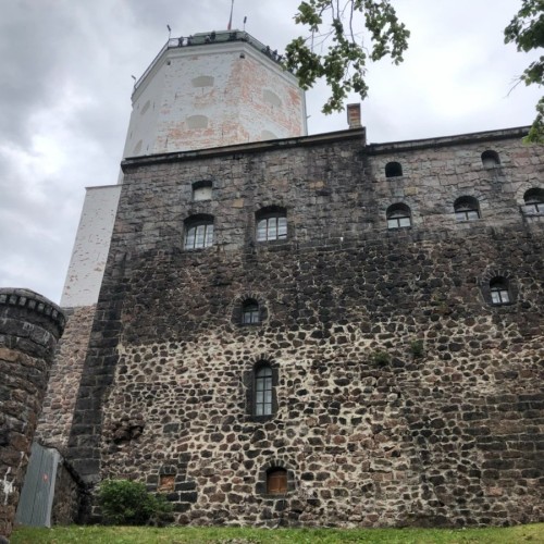 Тайны Выборга и романтика Монрепо: архитектура, история, природа