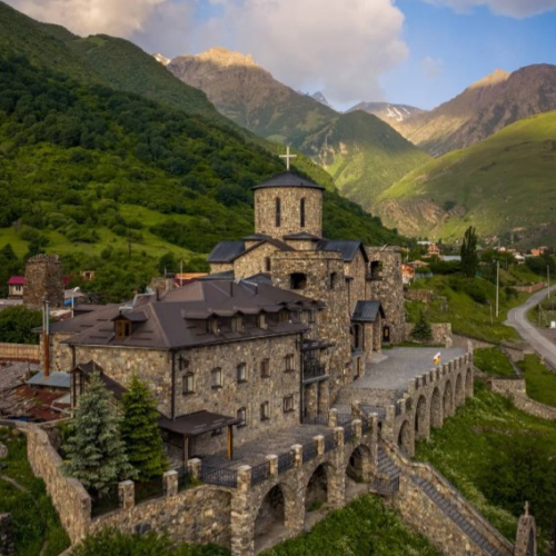 Лучшее в Северной Осетии: ущелья, древности и высокогорные селения