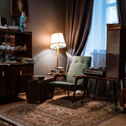 Аутентичный Петербург 3 в 1: коммуналка, дворы и парадные